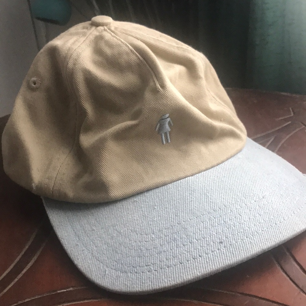 Girl skateboarding hat